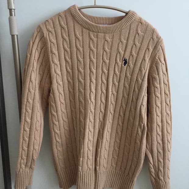 베이지 폴로 니트