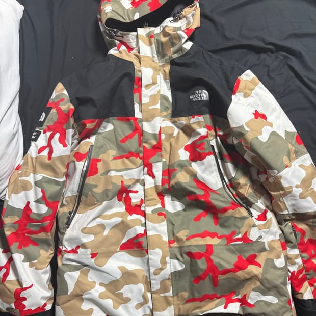 노스페이스 카모 스키점퍼 (그래비티2) 110XL