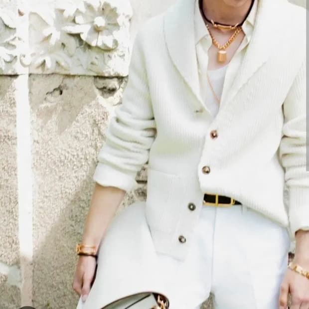 톰포드 맥퀸 캐시미어 숄카라 가디건 화이트 50