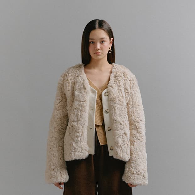 소프트서울 퍼자켓 아이보리