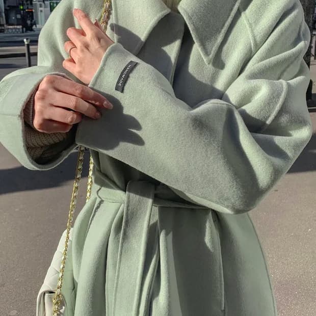 민트색 핸드메이드 메리노울 코트