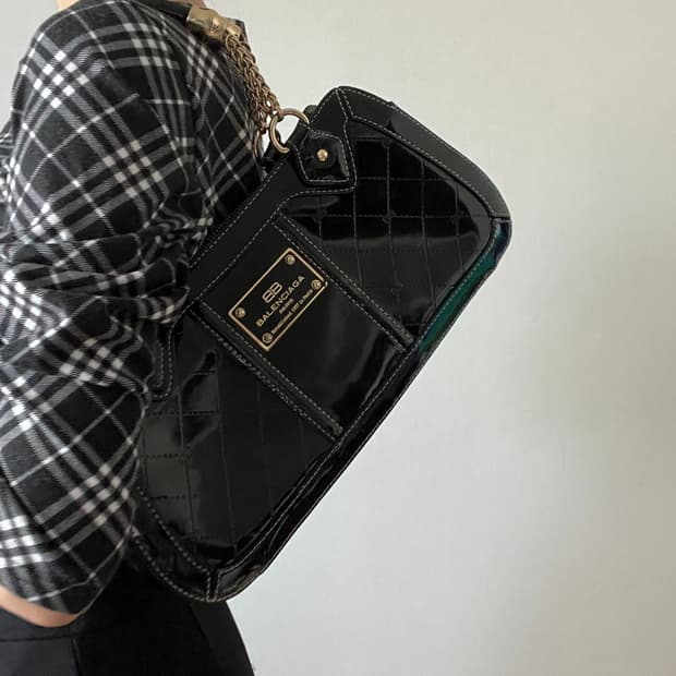 BALENCIAGA 00's Enamel tote Bag (금강)