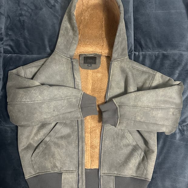 [ZARA] 워싱 후드 블루종 점퍼 (크롭핏)