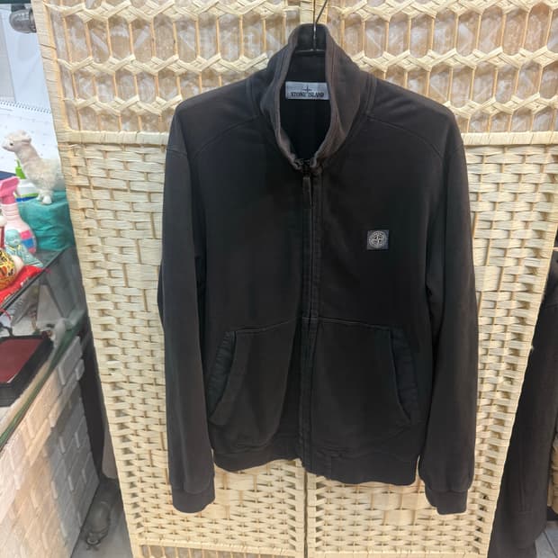 100 정품 스톤아일랜드 집업 팝니다