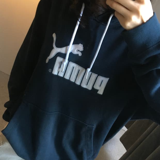 퓨마 자수패치 후드티