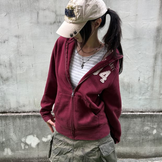 Old Navy 00's Burgundy Zip-up Hoodie