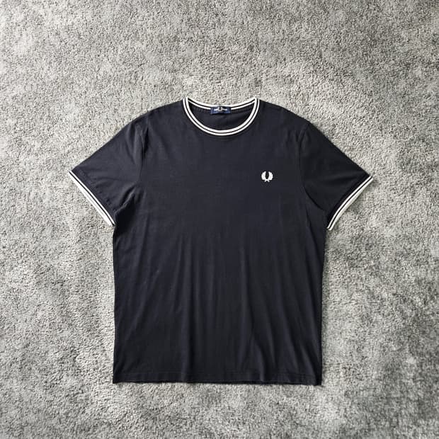 Fred Perry T-shirt