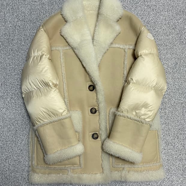 몽클레어 ilay 쉐어링 패딩