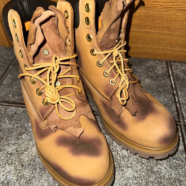 팀버랜드 x 써저리 6인치 부츠 옐로우