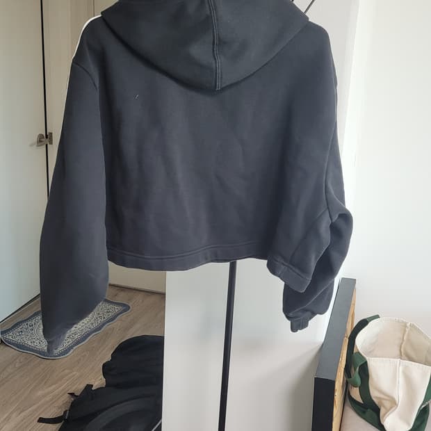 아디다스 불꽃  숏기장  후드티-S사이즈