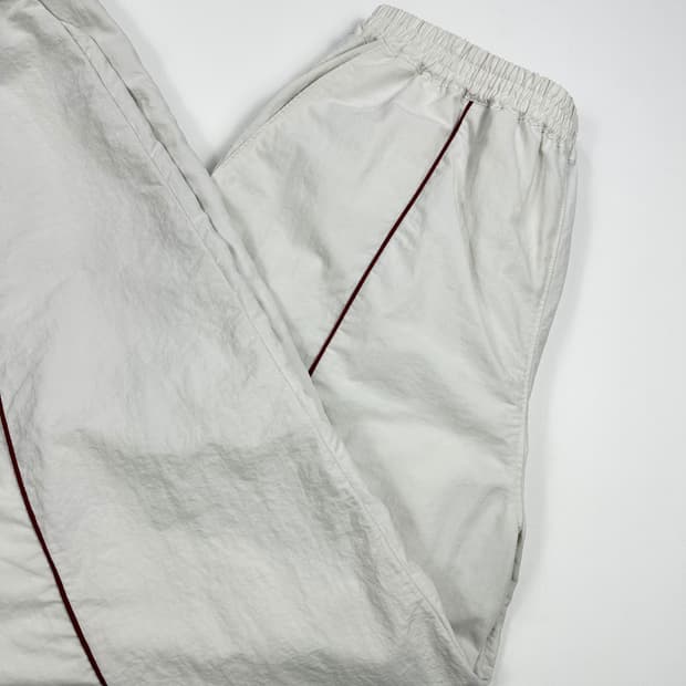 oioi 오아이오아이 화이트 와이드 우븐팬츠 (XL)