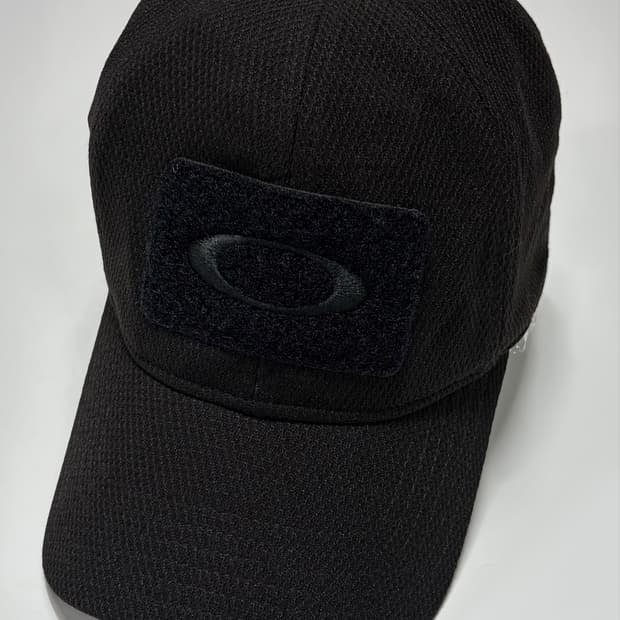 오클리(Oakley) SI 블랙 볼캡