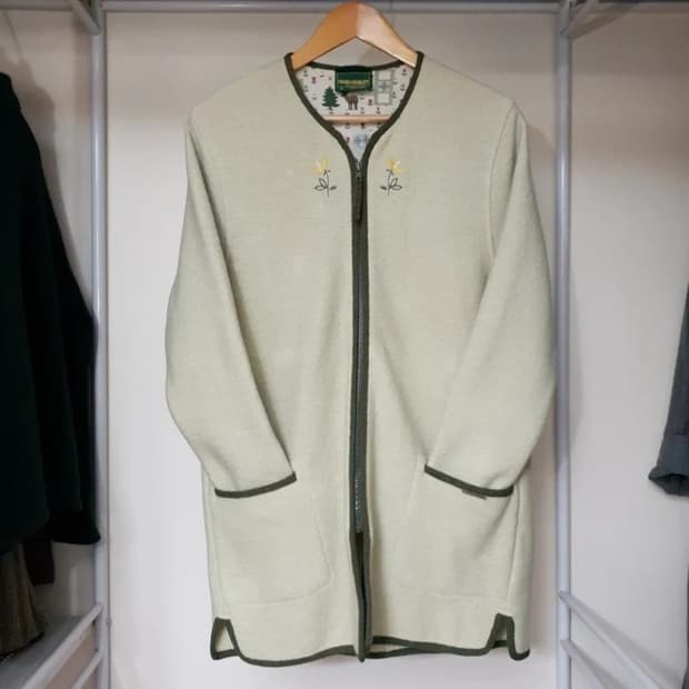 GEIGER 가이거 컬렉션라인 자수 퀼트안감 포인트 집업 가디건 자켓