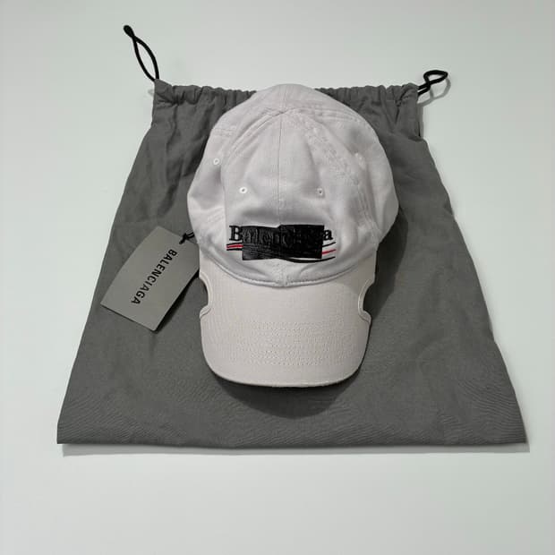 발렌시아가 개퍼 캡 오프화이트 L사이즈