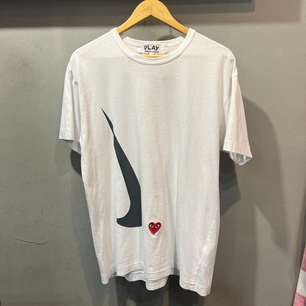(XL)꼼데가르송 X 나이키 티셔츠