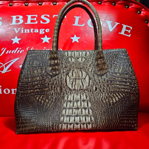 피에르가르댕 크로커다일 카키 브라운 레더 토트백 