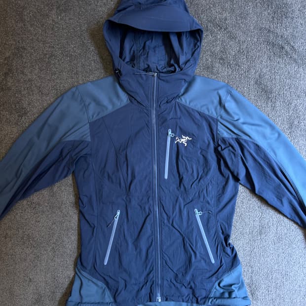 아크테릭스(Arc'teryx) 하이브리드 후디