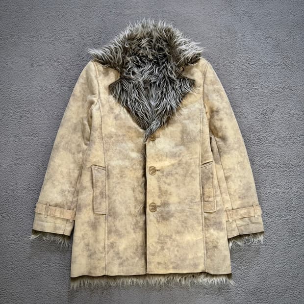 Semanticdesign fur jacket