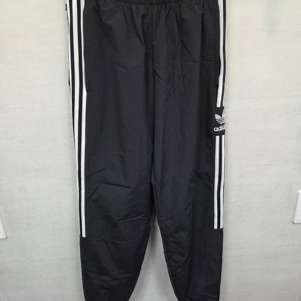 아디다스 락업 우븐 트랙팬츠 s