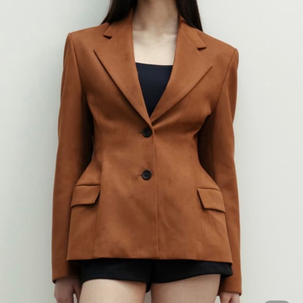 더티스 스웨이드테일러드자켓 판매해요