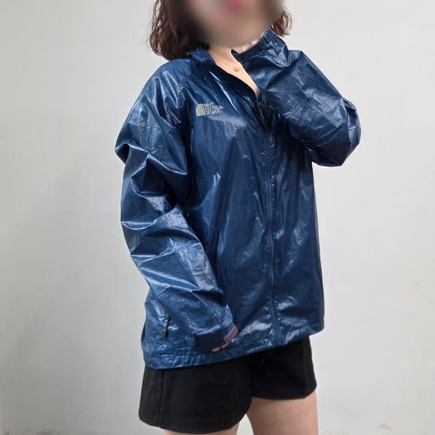 [프립]노스페이스 메탈릭 블루 초경량 바람막이 자켓