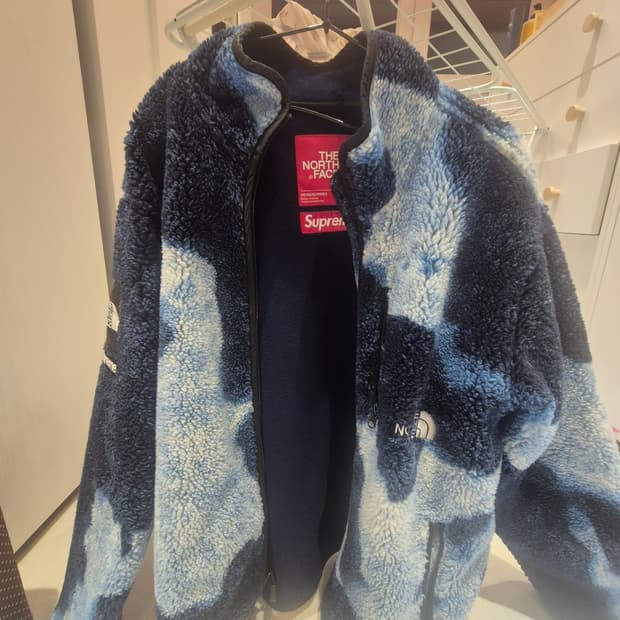 (M)슈프림 x 더 노스 페이스 블리치드 데님 프린트 플리스 재킷 인디고