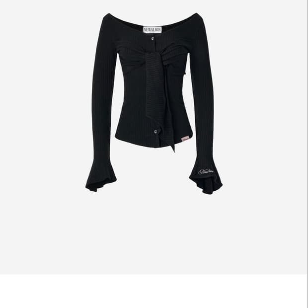 뉴얼린 Daling Twist Button Blouse