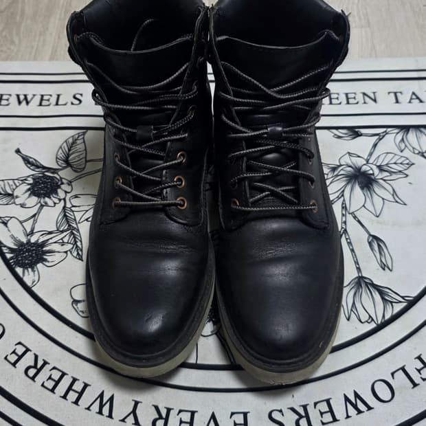 팀버랜드 6인치 블랙 여성 경량부츠 230