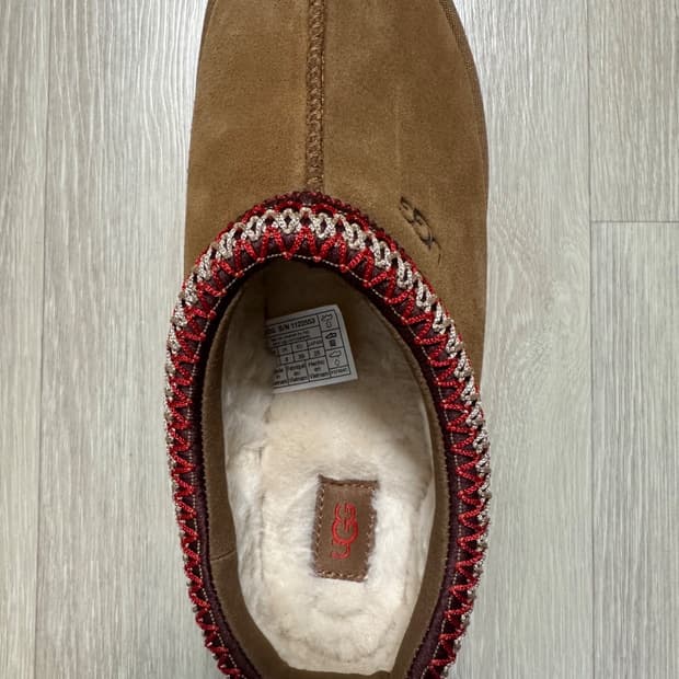 어그 타즈 슬리퍼 체스넛