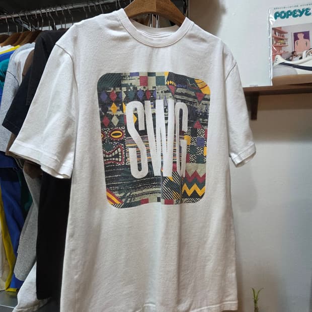 SWAGGER (SWG) 그래픽 티셔츠 - Made in Japan