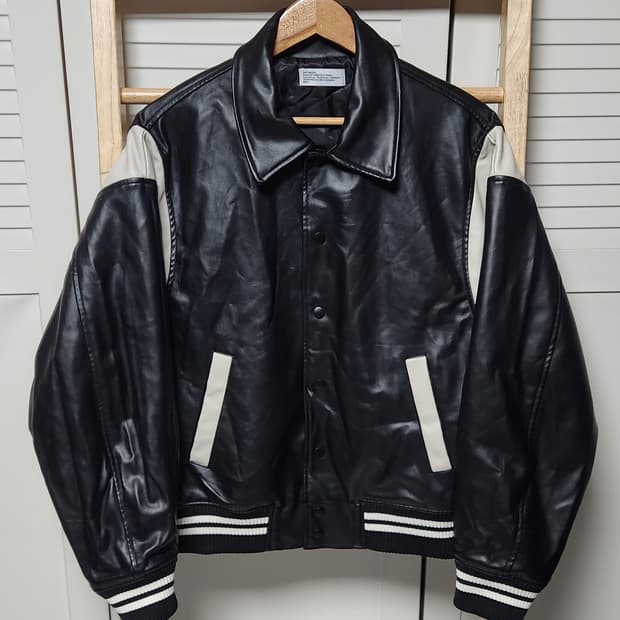 바르티멘토 레더 바시티 자켓