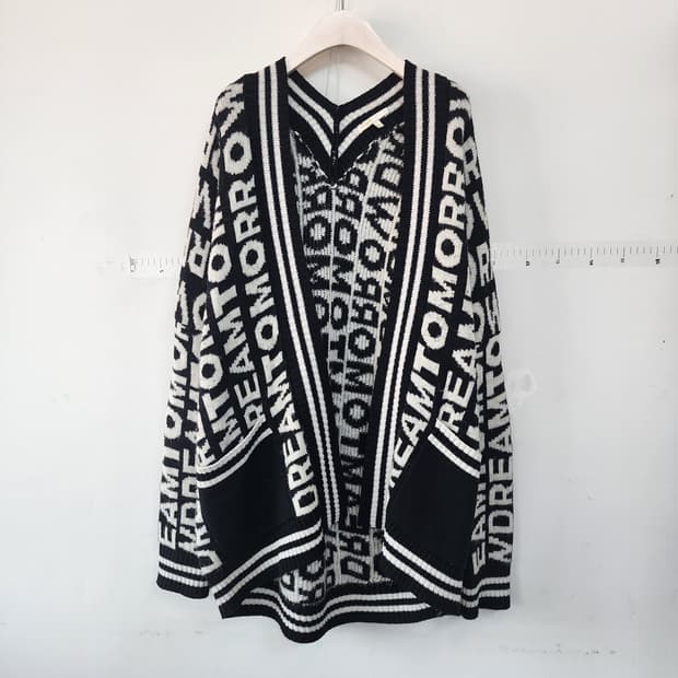 마쥬 블랙 앤 화이트 패턴 가디건