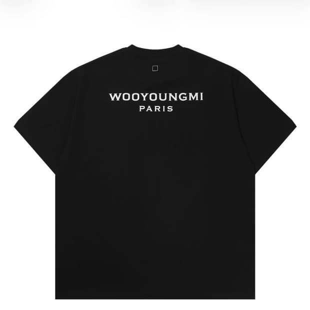 우영 공용 반팔티 블랙