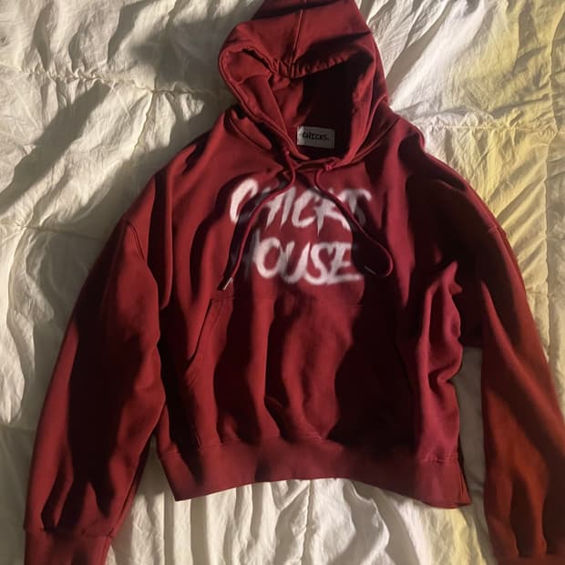 칙스 버건디 후드티