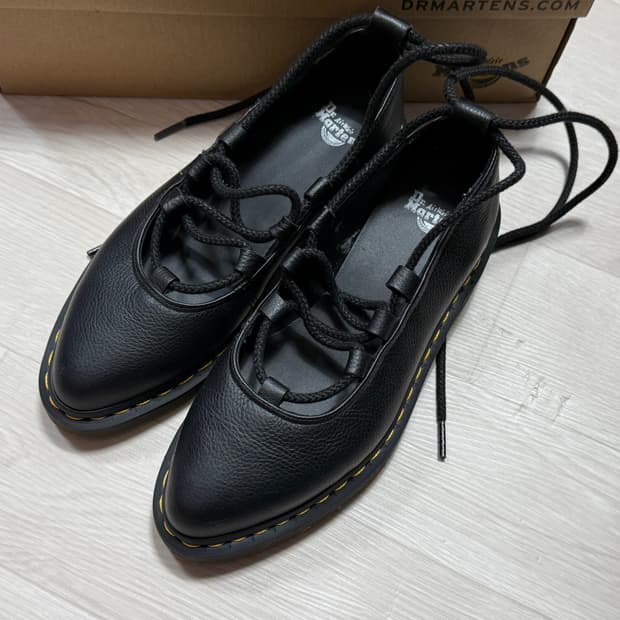 닥터마틴 엘피ll 레이스업 230