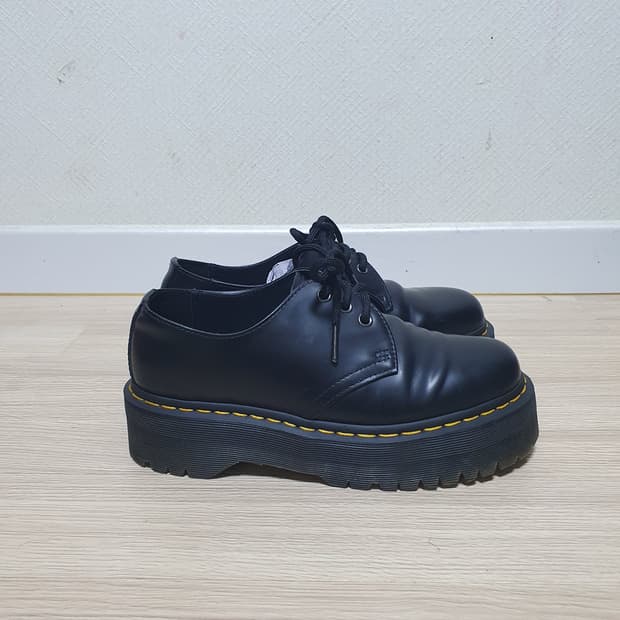 닥터마틴 1461 쿼드 블랙 250