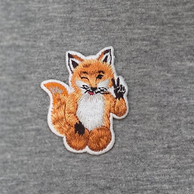 메종키츠네 브이폭스 패치 여성 반팔티 55