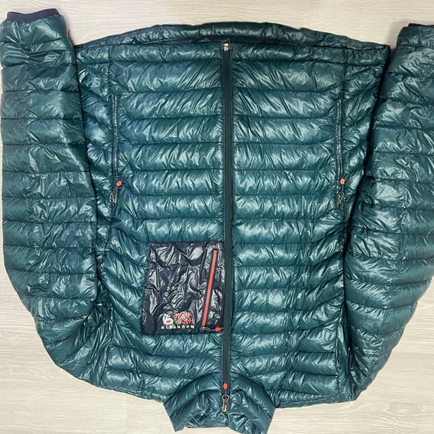 마운틴하드웨어 구스다운 경량패딩 L