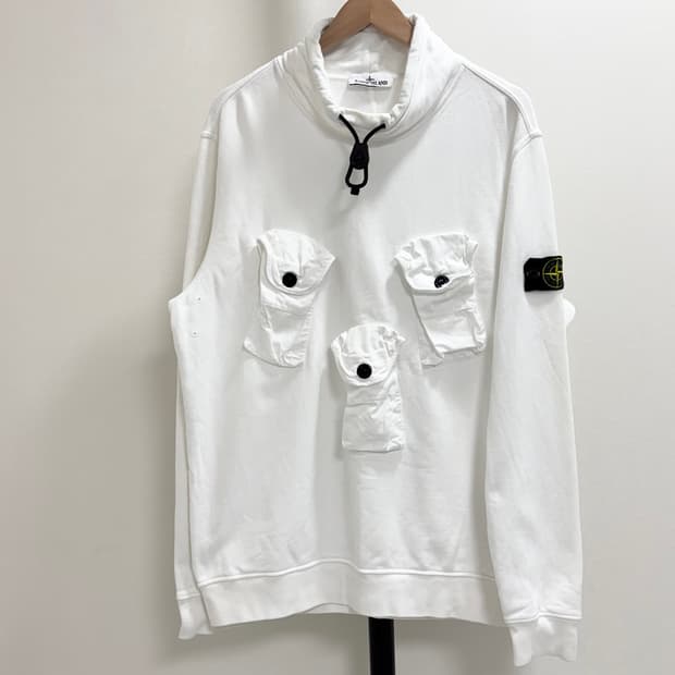 [XL]스톤아일랜드 반집업 맨투맨