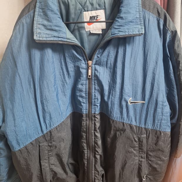 나이키 올드스쿨 점퍼