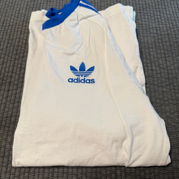 아디다스(ADIDAS) 블루링거티