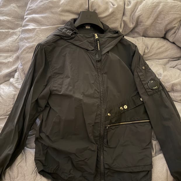 CP컴퍼니 남성 후드 자켓 블랙 M