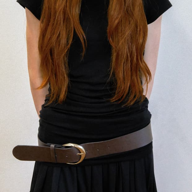 루즈슬립오버 플리츠 미니 스커트 구해요