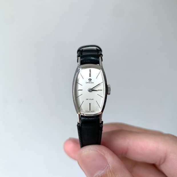 vintage De vil Manual watch