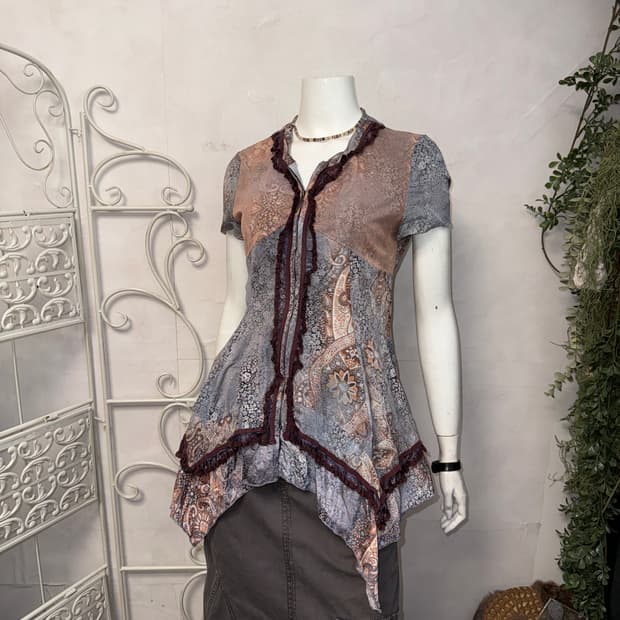 Mute pink blue oriental half zipup bl