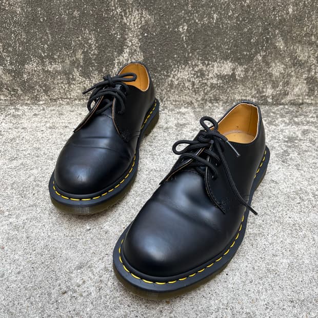 [7UK] 닥터마틴 1461 스무스 3홀 (260~265)