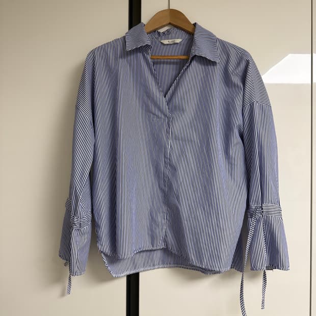 스트라이프 블라우스