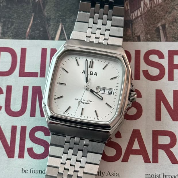 세이코 Seiko ALBA 스퀘어 10 BAR 데이데이트