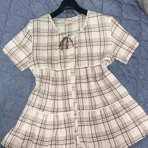 딸기초코 반팔 셔츠 라떼갸루 히메카지