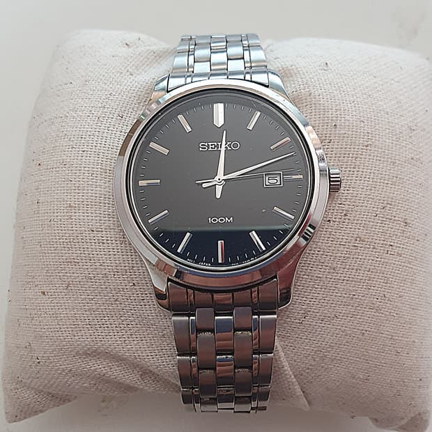 Seekonk men's watch
